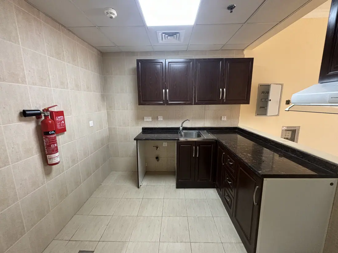 Al Yasmeen Complex — Aqaar