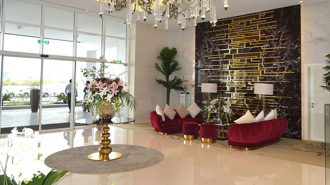 Avanti — DAMAC