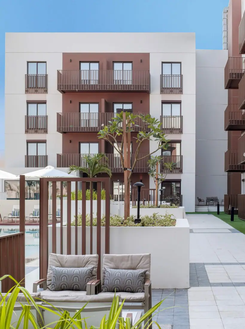 Eaton Place — Ellington